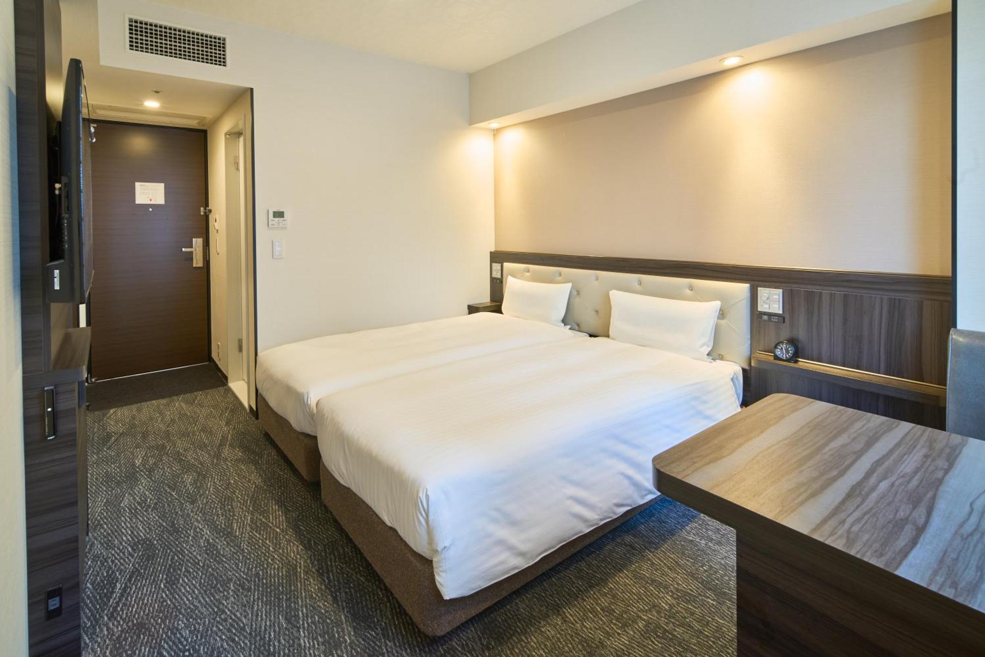 Via Inn Umeda Osaka Bagian luar foto